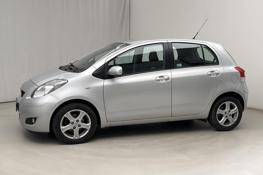 Bild 2 av Toyota Yaris 1.33 5dr (100hk)