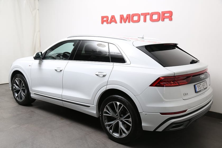 Bild 3 av Audi Q8 50 TDI quattro S-Line | B&O | Drag | 360° | Värmare
