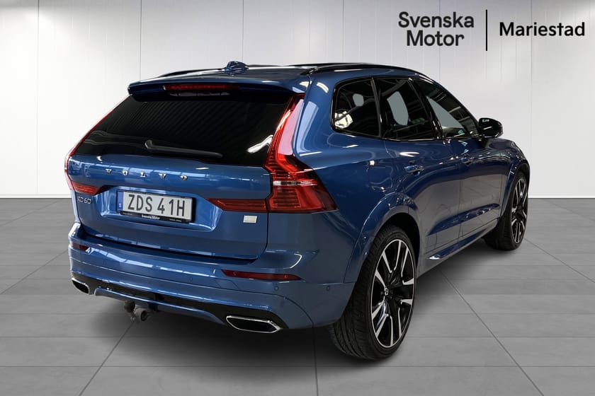 Bild 3 av Volvo XC60 T8 AWD Recharge R-Design / Luft / HUD / Nappa / h/k / Pano