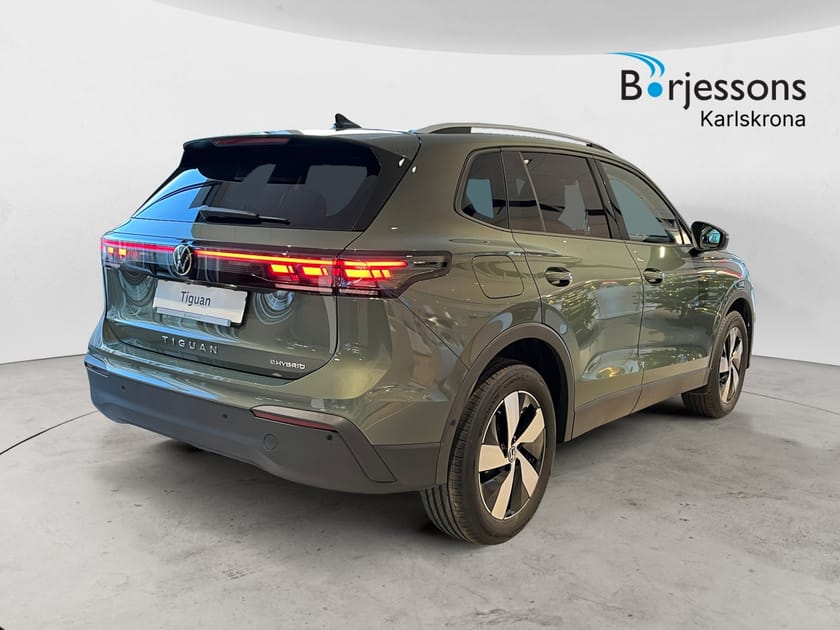 Bild 3 av Volkswagen Tiguan eHybrid LIFE 204 HK DSG6