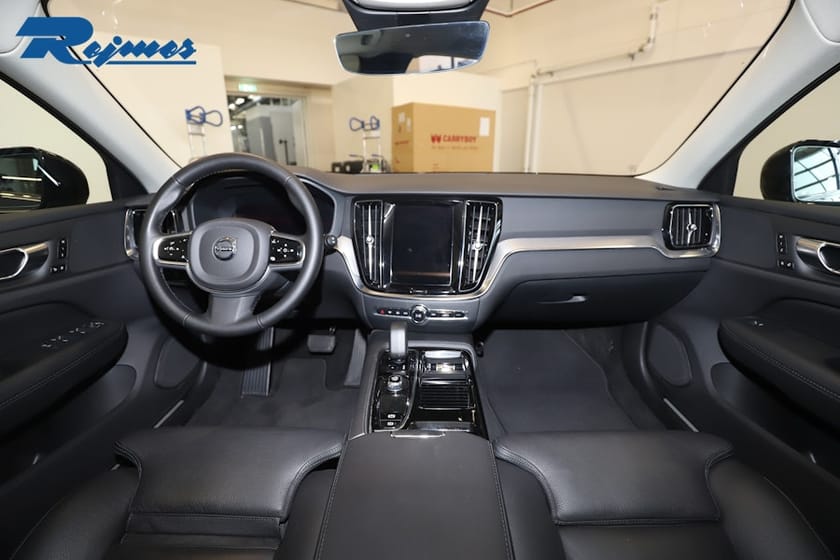Bild 5 av Volvo V60 T6 Plus Dark Edition