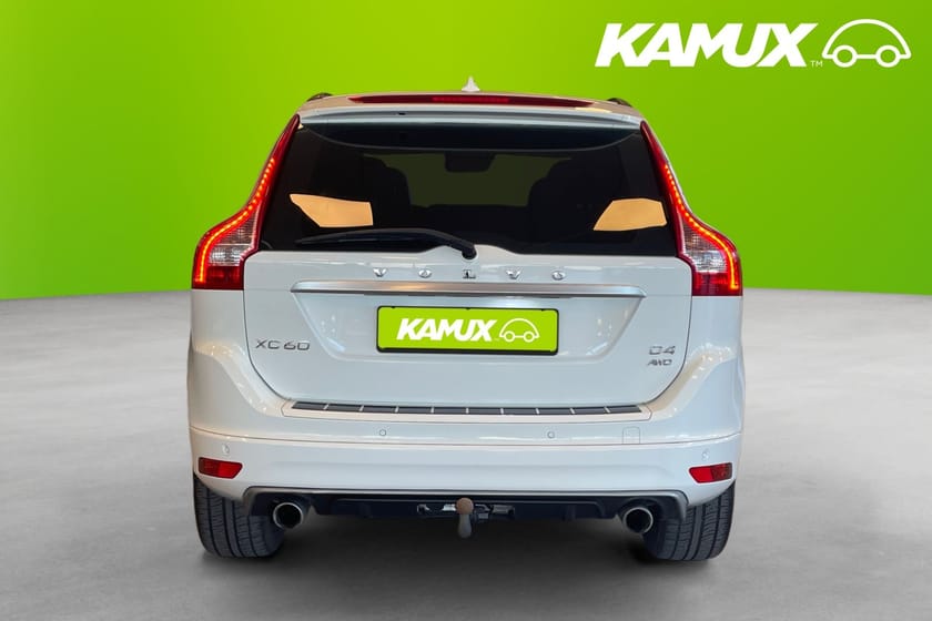 Bild 5 av Volvo XC60 D4 AWD R-Design Läder Pano BLIS Rattvärme Drag