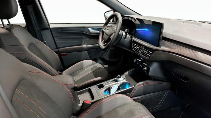 Bild 3 av Ford Kuga Plug-In Hybrid ST-Line X Black Edition Phev 243hk DEMO
