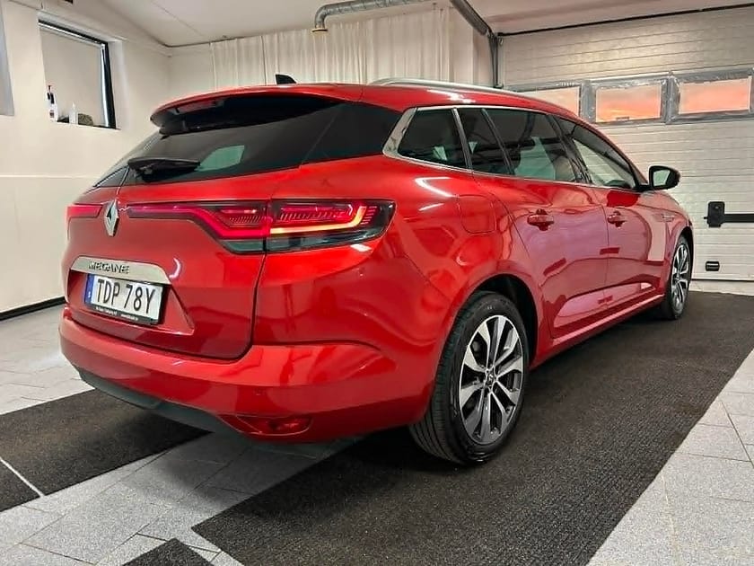 Bild 2 av Renault Mégane Sport Tourer 1.3 TCe 140 hk EDC Euro 6 MOMS/Vat