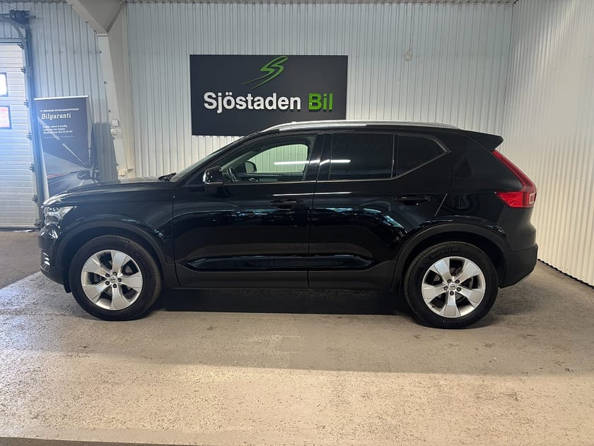 Bild 2 av Volvo XC40 T2 Momentum Värmare/Parksensorer bak/Bluetooth