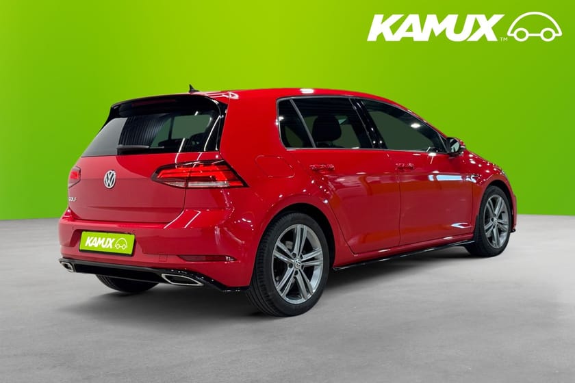 Bild 4 av Volkswagen Golf 1.4 TS 150hk R-Line Backkamera, Carplay, Sportstolar
