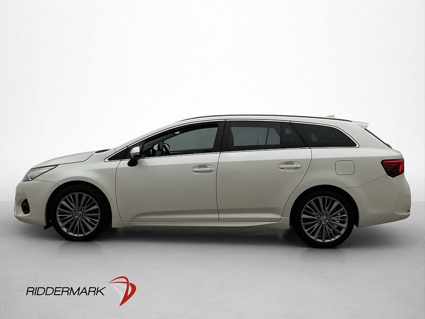 Bild 5 av Toyota Avensis Kombi 143hk Executive Pano Värm Kamera Skinn Drag