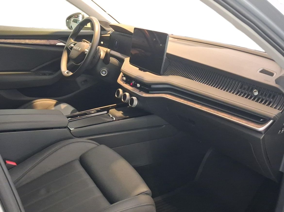 Škoda Škoda Superb Kombi — bild 12