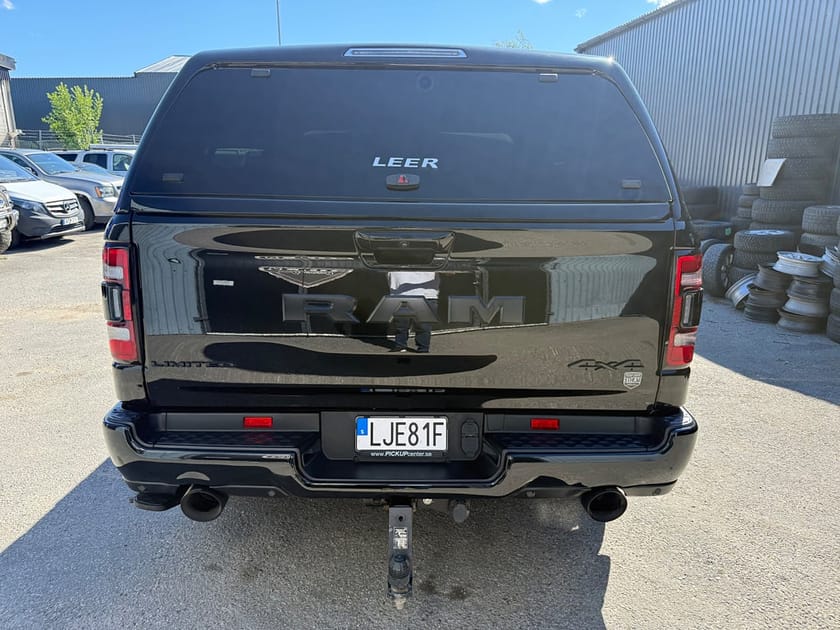 Bild 3 av RAM 1500 Crew Cab Limited Night HEMI 4WD