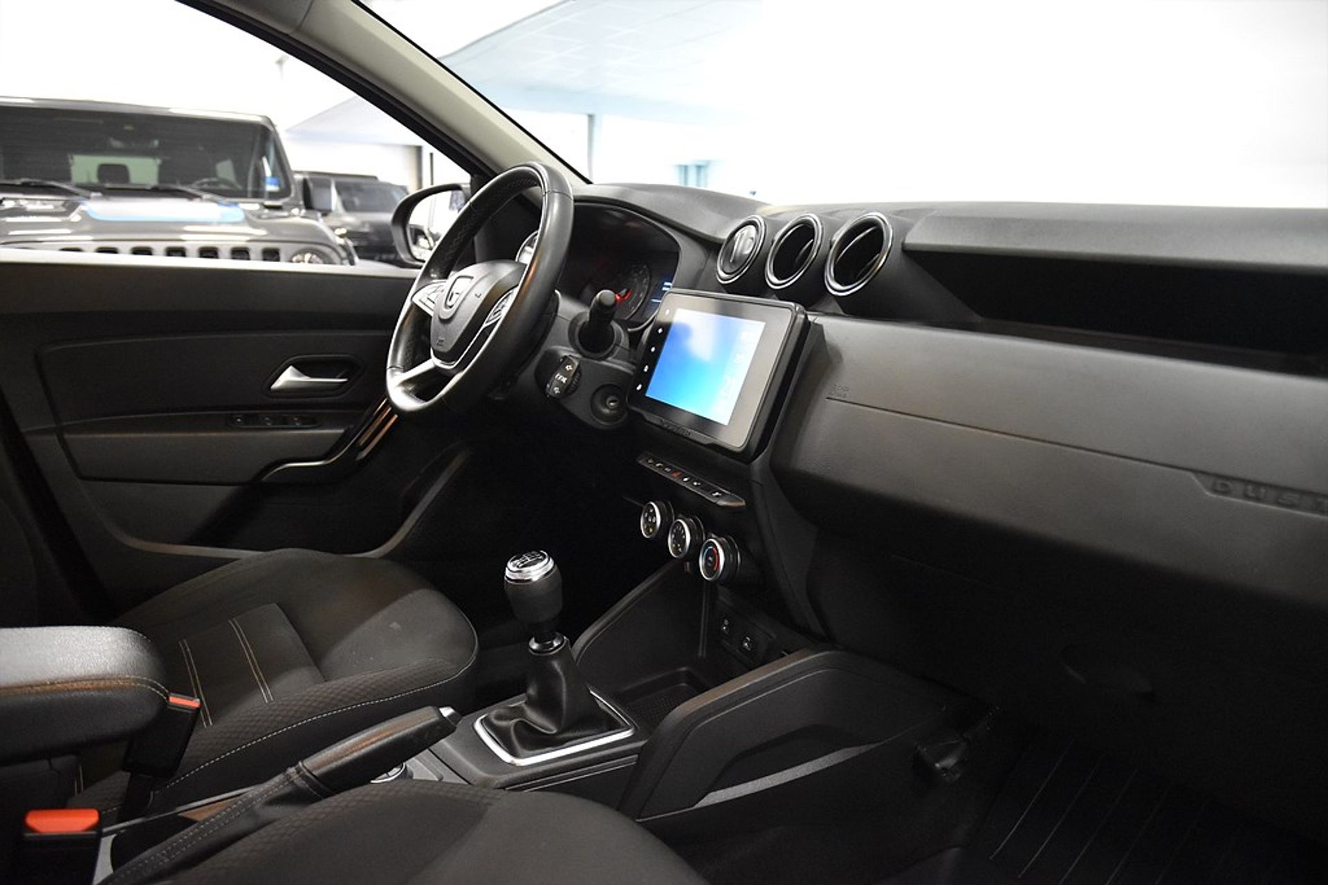 Dacia Duster 2022, bild 7/19