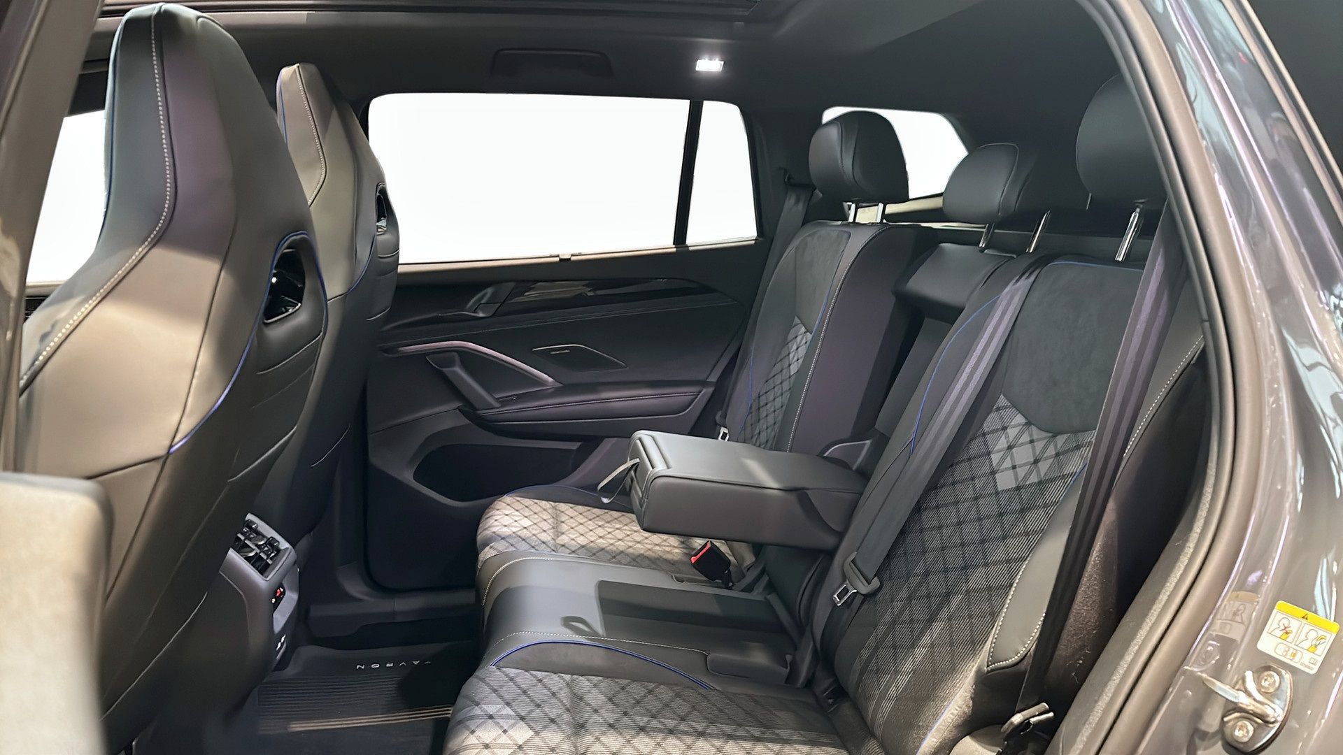 Volkswagen Tayron 2025, bild 7/10