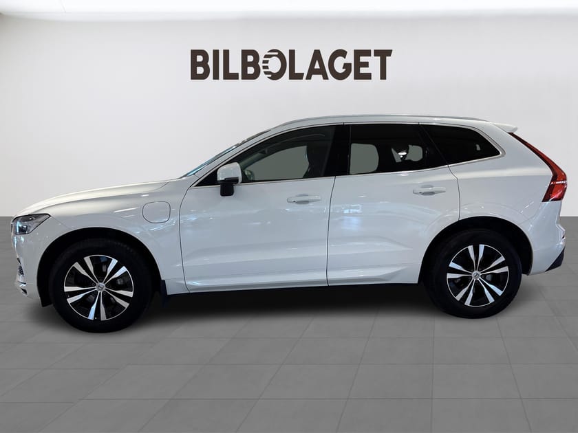 Bild 2 av Volvo XC60 T8 TE Momentum Advanced Edition (DRAG/NAV/PANO)