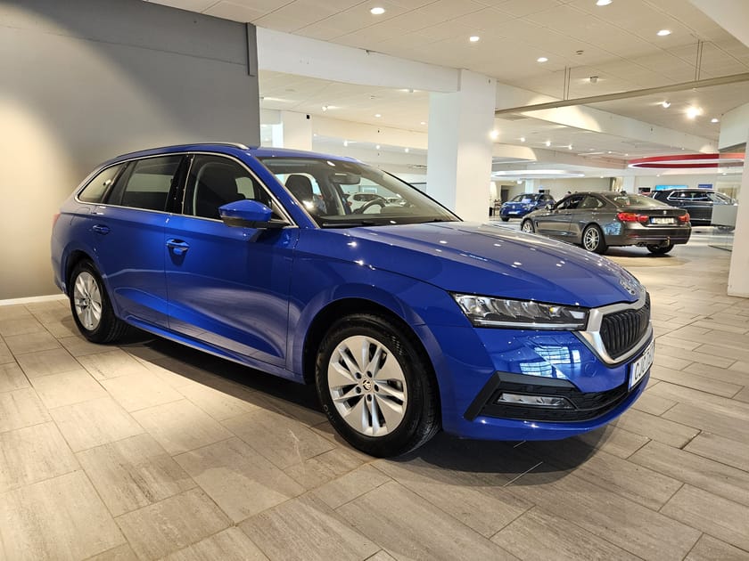 Bild 4 av Škoda Octavia Kombi 1.0 110hk TSI e-TEC DSG | V-hjul Värmare Drag
