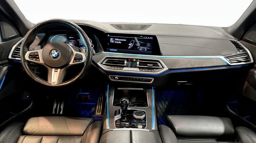 Bild 4 av BMW X5 xDrive45e iPerformance M-Sport Pano Drag Laser H/K Komfortstol