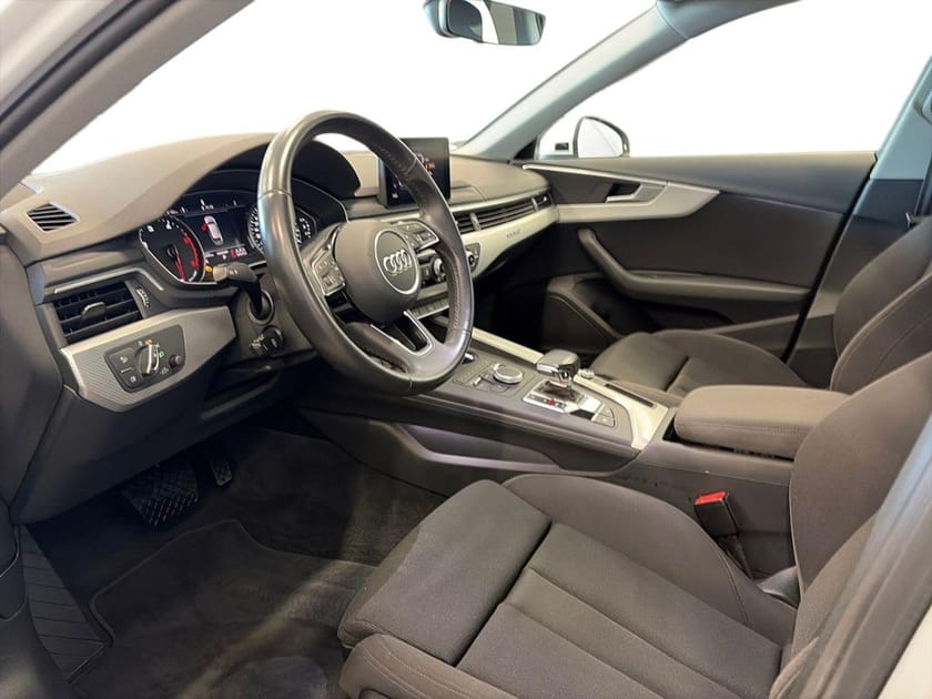Bild 5 av Audi A4 Avant 2.0 TDI 190HK SPORT Quattro Drag&Värm