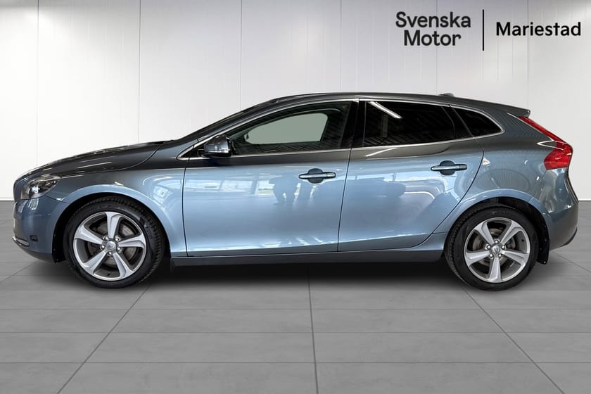Bild 3 av Volvo V40 T3 Momentum / Backkamera / Keyless / Farthållare
