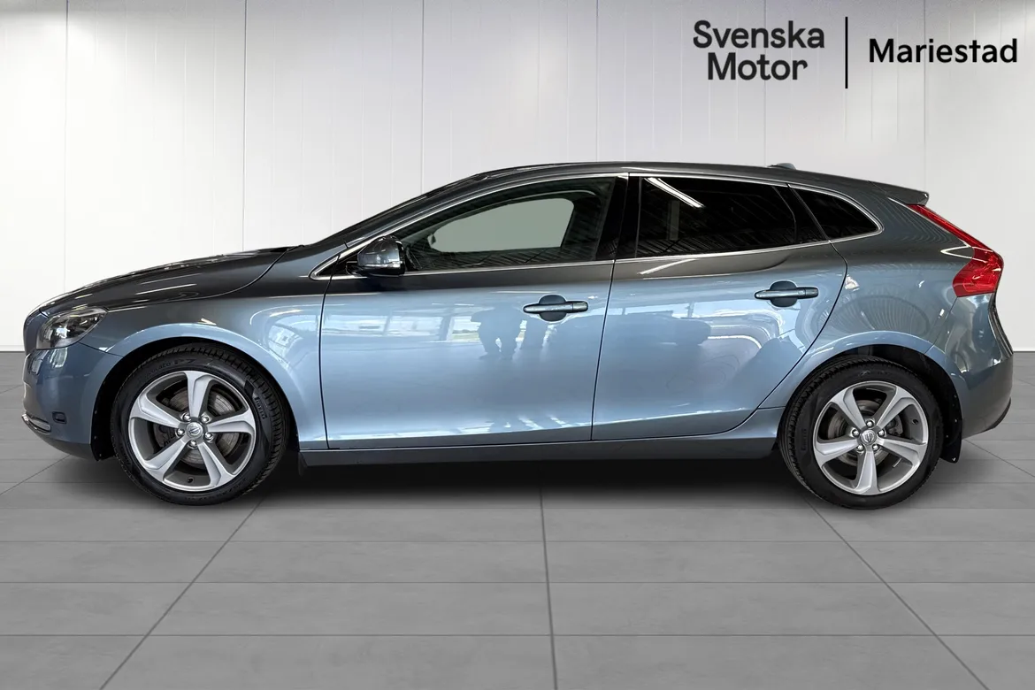 picture of a car