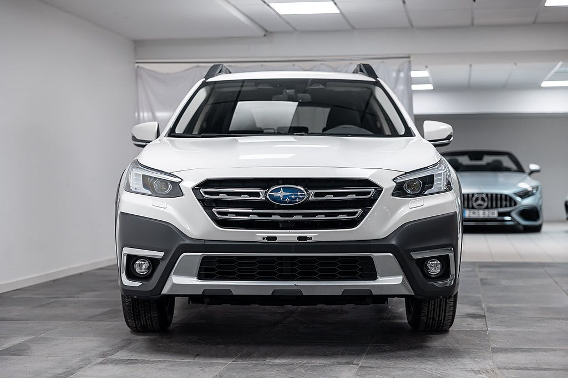 Subaru Outback 2.5 4WD XFuel 2023, bild 2/10