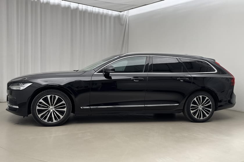 Bild 2 av Volvo V90 T6 AWD Recharge (350hk) Core Bright