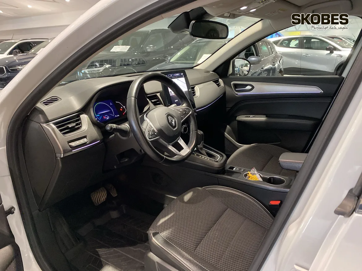Renault Arkana E-TECH 145