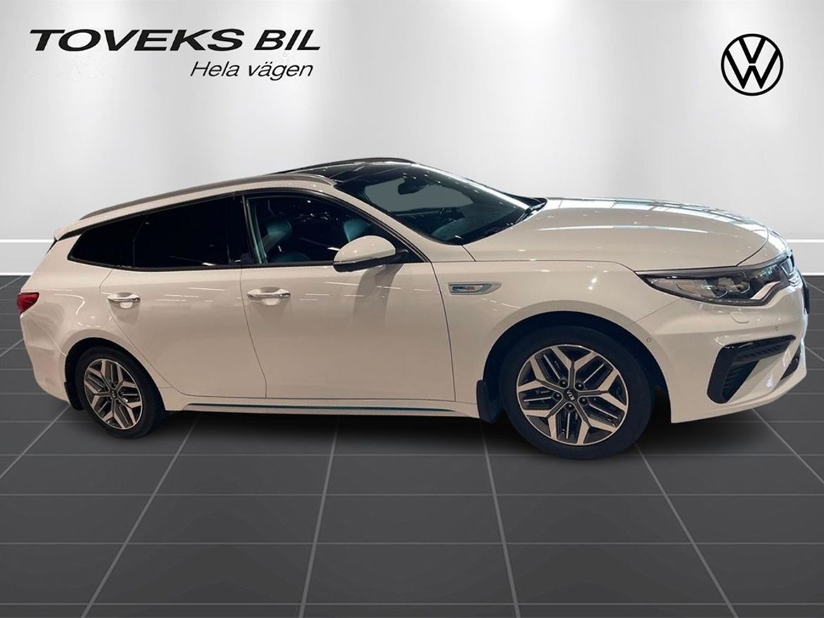 Kia Kia Optima Sport Wagon Plug-in Hybrid — bild 2