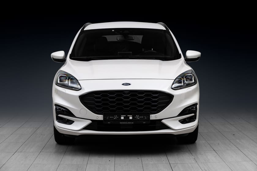 Bilde 4 av Ford Kuga Plug-In Hybrid ST Line/kamera/Krok/NAV
