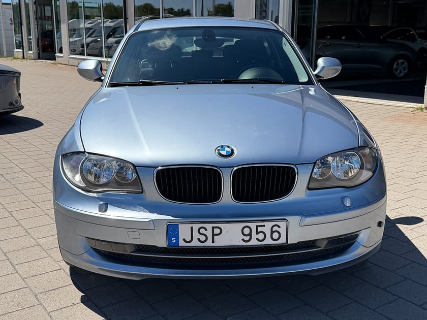 Bild 2 av BMW 116i 122hk