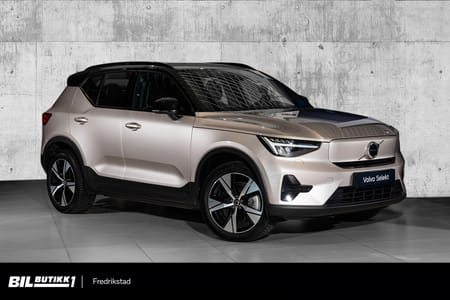Volvo XC40 Recharge 2023 Core FWD | Google | Krok | V.pumpe |