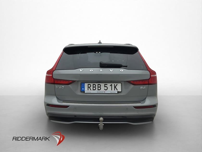 Bild 5 av Volvo V60 B4 197hk Plus H/K 360° Värm Dragkrok Skinn CarPlay