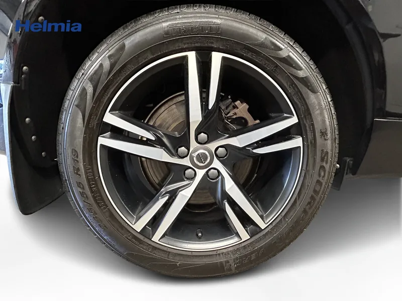 Bild 7 av 9 – Volvo XC60 D4 AWD R-Design