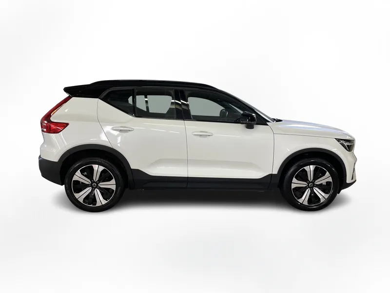 Bild 8 av 17 – Volvo XC40 Recharge Core Edition