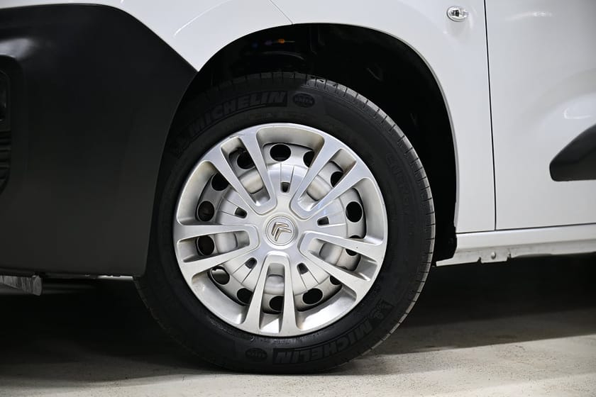 Bild 3 av Citroën Berlingo Van Long 131HK L2 Automat|Drag|Värmare|Backkamera|Lågmil|Leasbar