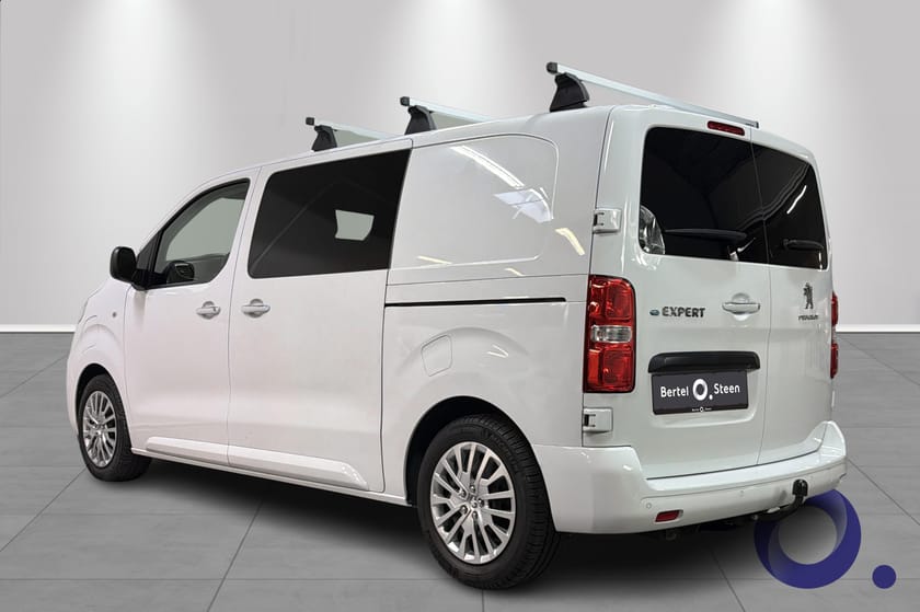 Bilde 3 av Peugeot e-Expert Mester L2 75 kWh | CRUISE CONTROL, CARPLAY, KAMERA++
