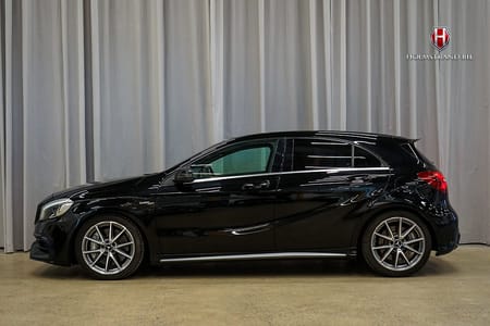 Mercedes-Benz AMG A 45 4MATIC 381hk Designo bälten Kamera 18"