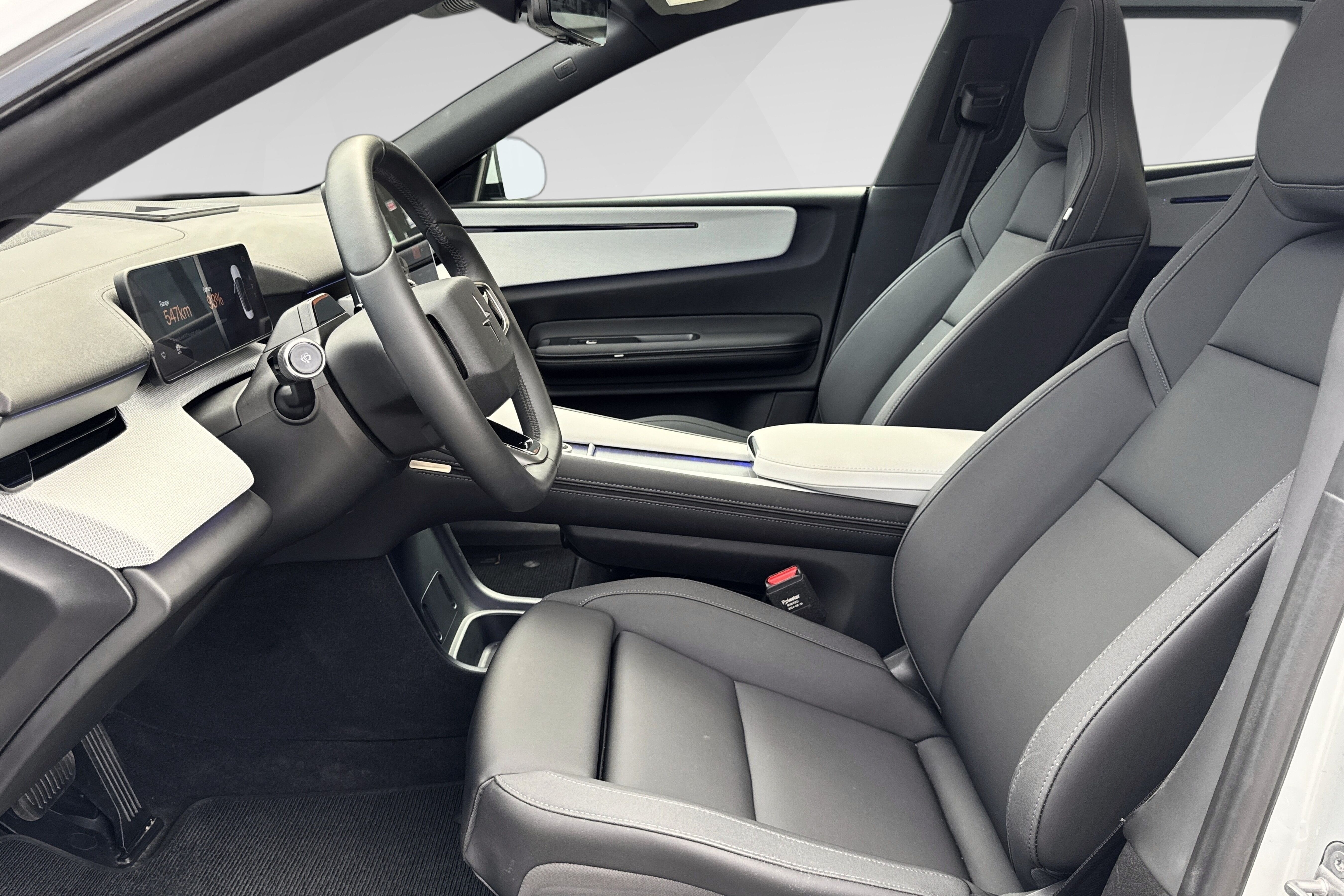 Polestar 4 Long Range Dual motor bilde 8