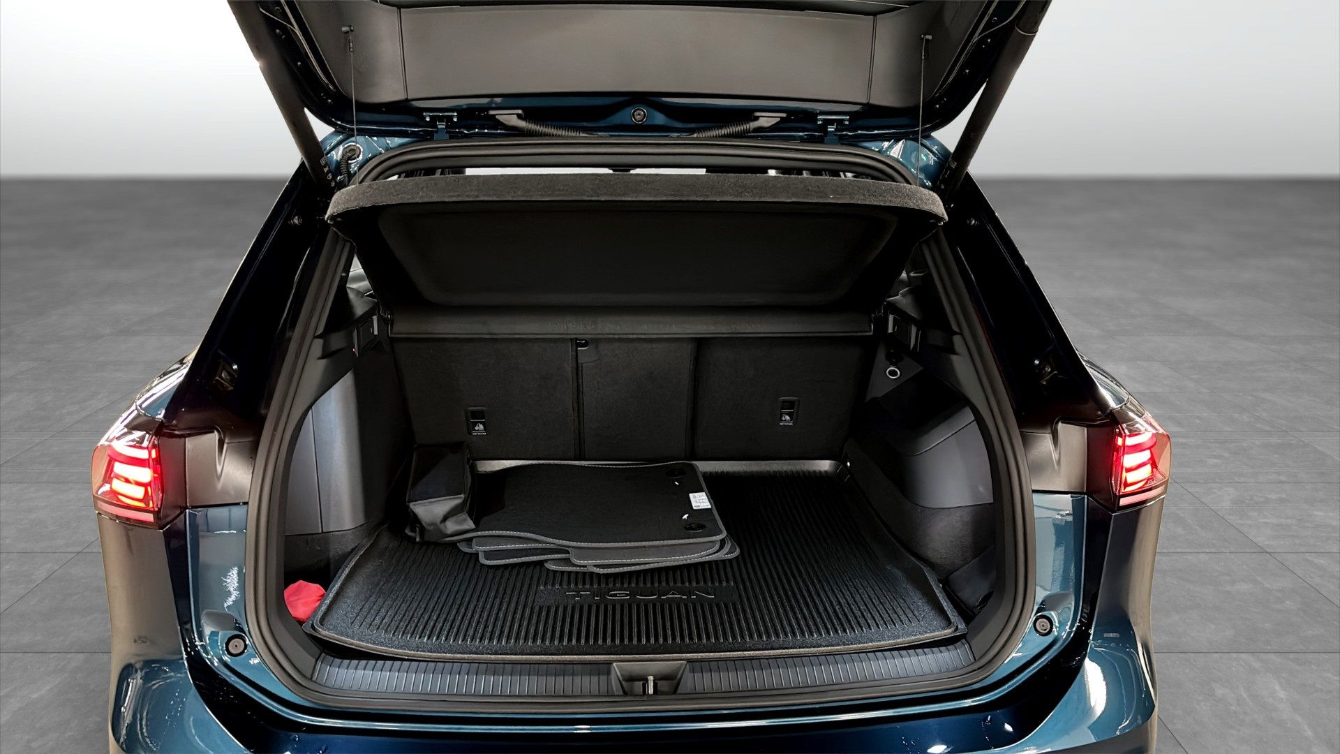 Volkswagen Tiguan eHybrid 2026, bild 6/10