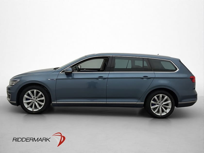 Bild 4 av Volkswagen Passat Variant GTE Executive Värmare HuD Drag