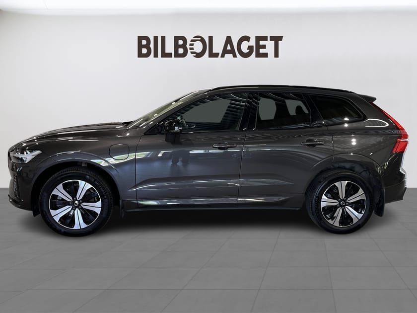 Bild 2 av Volvo XC60 T6 Plus Dark Nordic Head-up 360kam Drag Pano HK