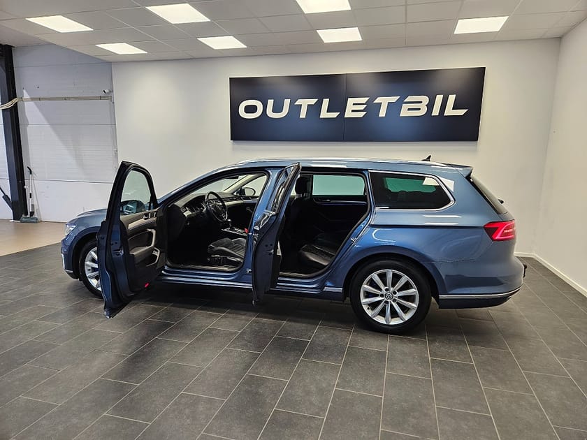 Bild 3 av Volkswagen Passat Variant GTE 1.4 TSI 218hk Laddhybrid Värmare Drag B-cam