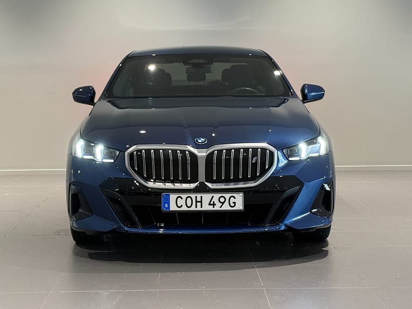 Bild 2 av BMW i5 eDrive40 Sedan