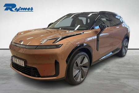 Lynk & Co 08 PHEV More