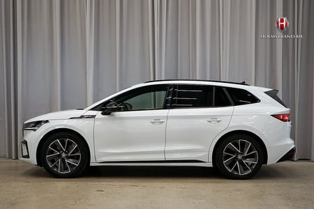 Škoda Enyaq iV 80 Skoda iV80 Sportline Pano Drag 360 Värme Rattvärme MOMS