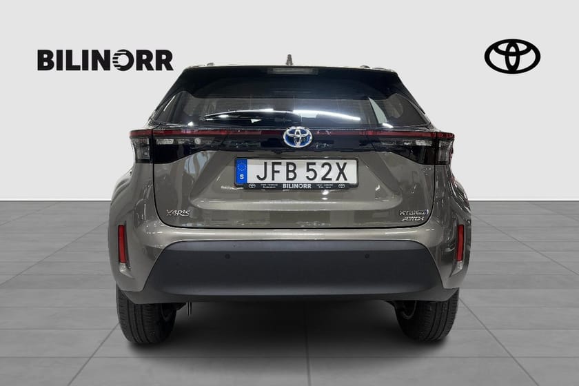 Bild 5 av Toyota Yaris Cross Hybrid AWD-i 1,5 ACTIVE P-SENS, Vhjul, Mvärm