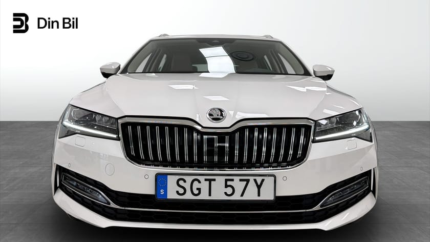 Bild 4 av Škoda Superb Kombi L&K 2,0 TDI 200 HK 7 VXL DSG4X4