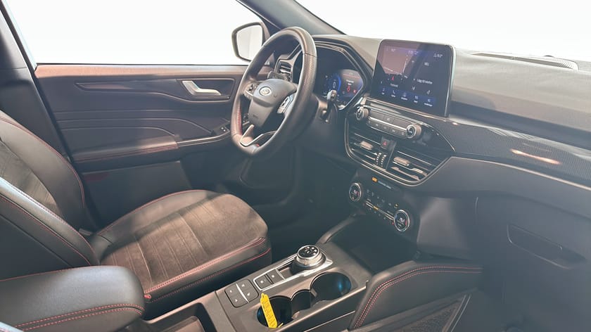 Bild 3 av Ford Kuga Plug-In Hybrid ST-Line X PHEV / Drag / 20" / B&O