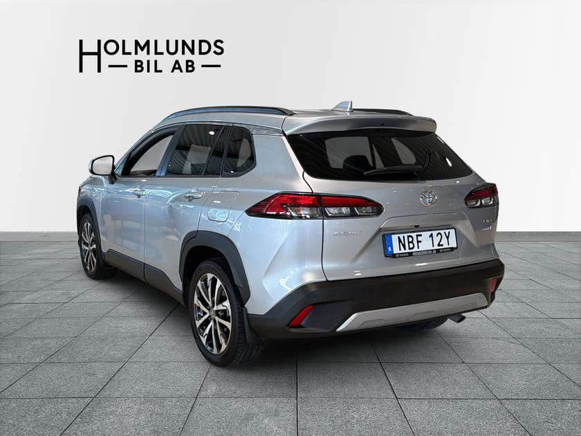Bild 2 av Toyota Corolla Cross Hybrid AWD-i 2,0 style Pluspaket v-hjul