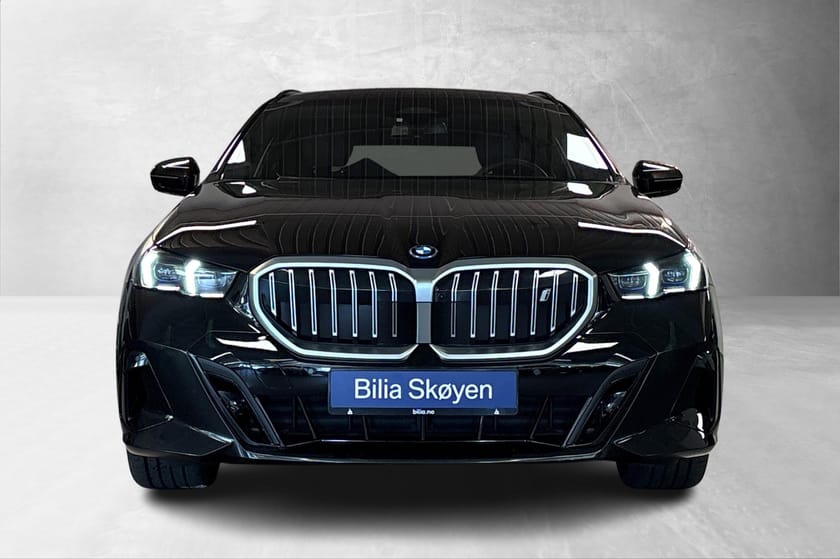 Bilde 2 av BMW i5 xDrive40 Touring Fully Charged M-Pro, Pano, B&W, ACC++
