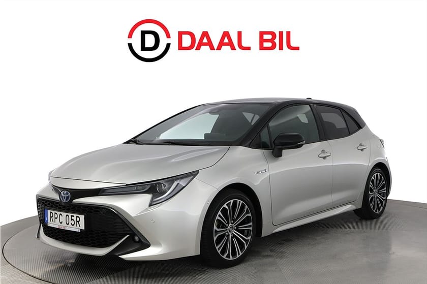 Bild 1 av Toyota Corolla Hybrid E-CVT 184HK STYLE B-KAMERA NAVIGATION RATTVÄRME