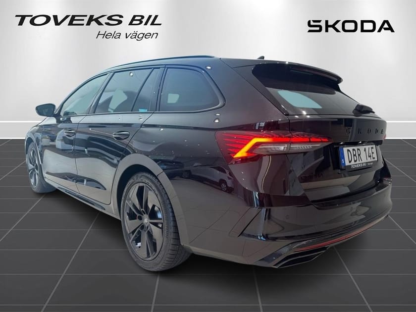 Bild 3 av Škoda Octavia Kombi RS 2.0TSI|265hk|DCC CHASSIS|Drag|Värmare