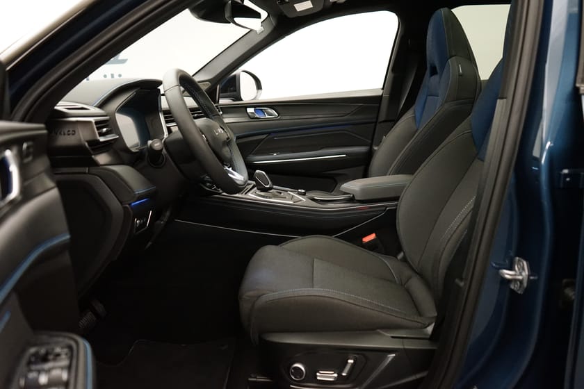 Bild 4 av Lynk & Co 01 PHEV Taklucka, Navigation